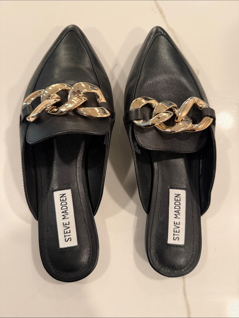 Steve Madden Black Pointed Toe Chain Mule